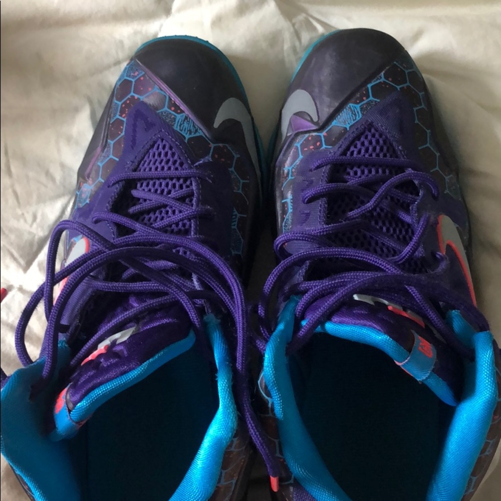 nike shoes lebron xi11 summit lake hornet